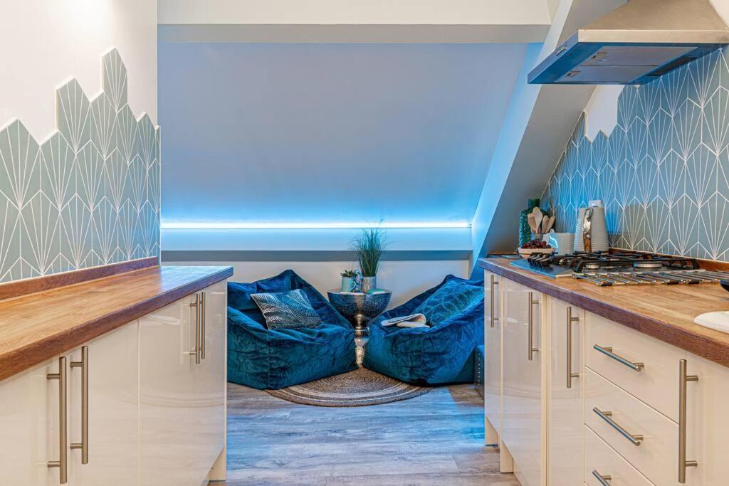 Style & Opulence In Georgian Chapel W Parking Apartment Bath Exterior photo